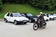 Na Centrální parkoviště P1 ve Skiareálu Ještěd se sjelo přes sedm desítek účastníků.