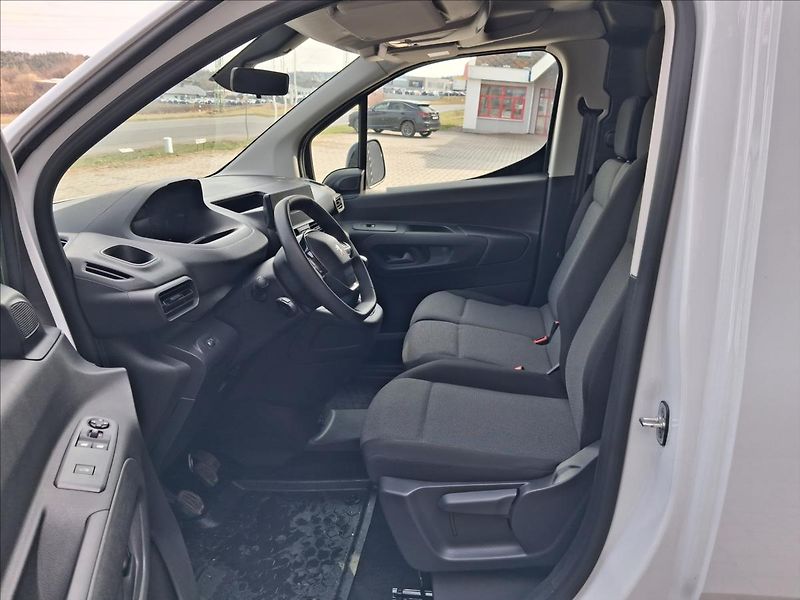 Peugeot Partner 1,5 L1 BlueHDI 100k access - fotka 7 z 14