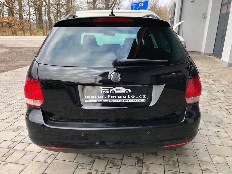Volkswagen Golf Variant (2009) 1.9 TDi - fotka 6 z 27