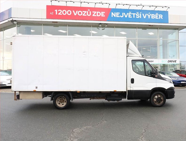 Iveco Daily (2016) 3.0 HDI, Skříň, 19m3 - fotka 6 z 16