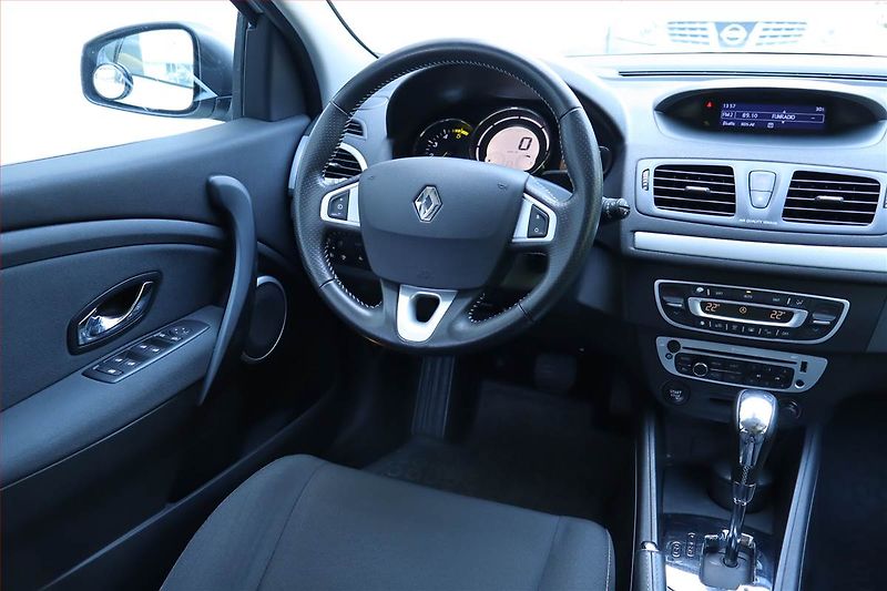Renault Mégane (2013) 1.5 dCi, Automat, Tempomat - fotka 7 z 20