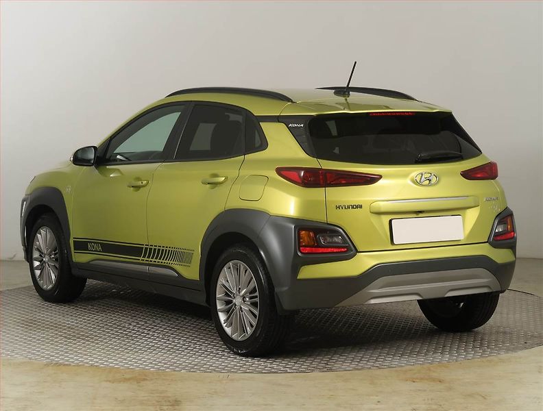 Hyundai Kona (2020) Mystic 1.0 T-GDI, Kůže - fotka 4 z 19