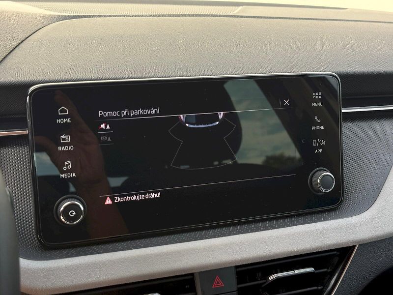 Škoda Scala (2025) 1.0 TSI 85 kW TopSelection - fotka 14 z 22