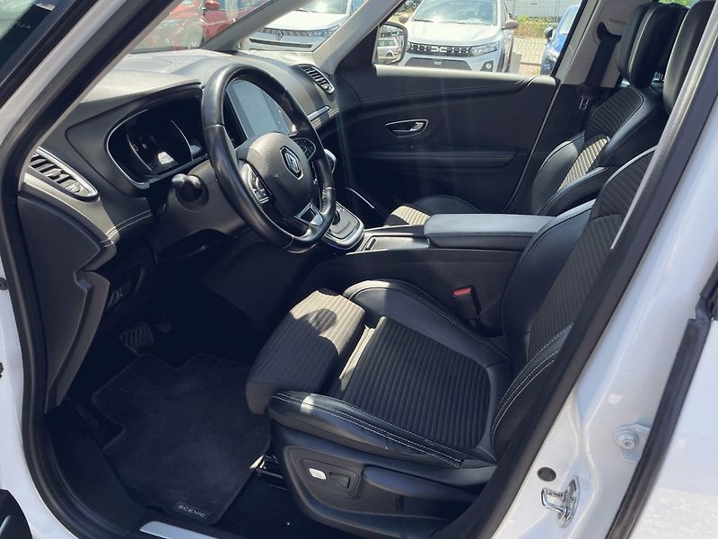 Renault Scénic (2018) 1.5 dCi,81kW,Automat,Intens,ČR - fotka 12 z 39