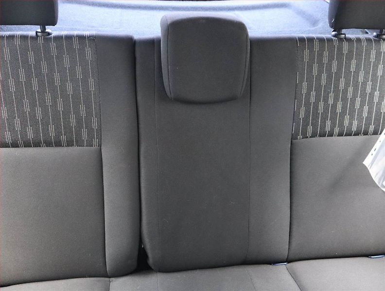 Dacia Sandero (2011) 1.6 MPI - fotka 10 z 14