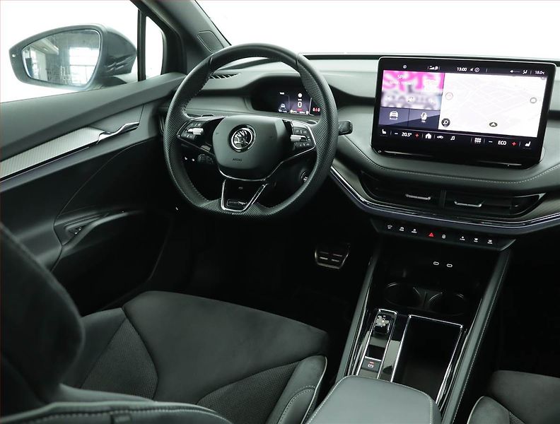 Škoda Enyaq (2022) Sportline iV 60 (62 kWh) - fotka 7 z 18
