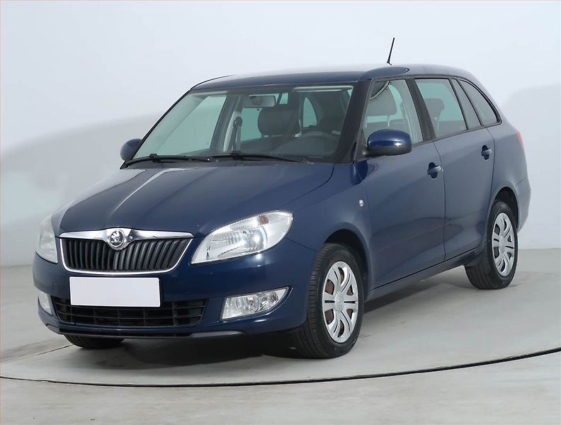 Škoda Fabia (2013) Ambition 1.6 TDI, ČR,1.maj - fotka 2 z 16