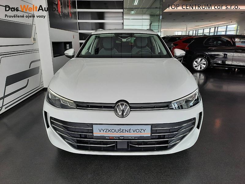 Volkswagen Passat Variant (2024) 2.0 TDI (110kW/150k) DSG, Busi - fotka 4 z 30