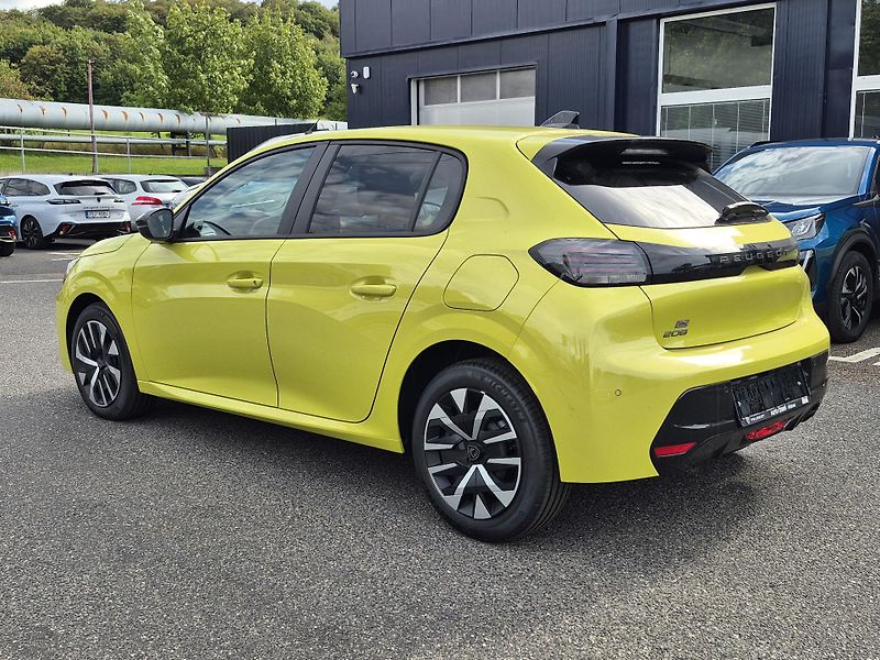 Peugeot 208 (2026) BUSINESS Turbo 100 MAN6    - fotka 3 z 21