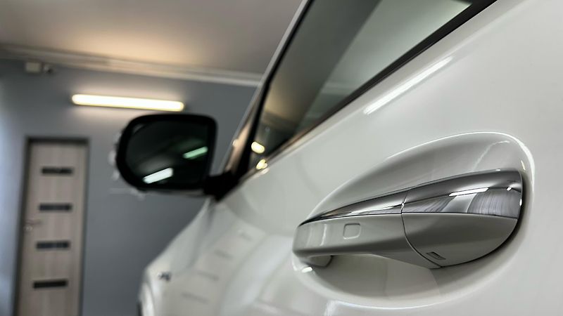 Mercedes-Benz GLS 63 AMG / TOP VÝBAVA - fotka 9 z 68