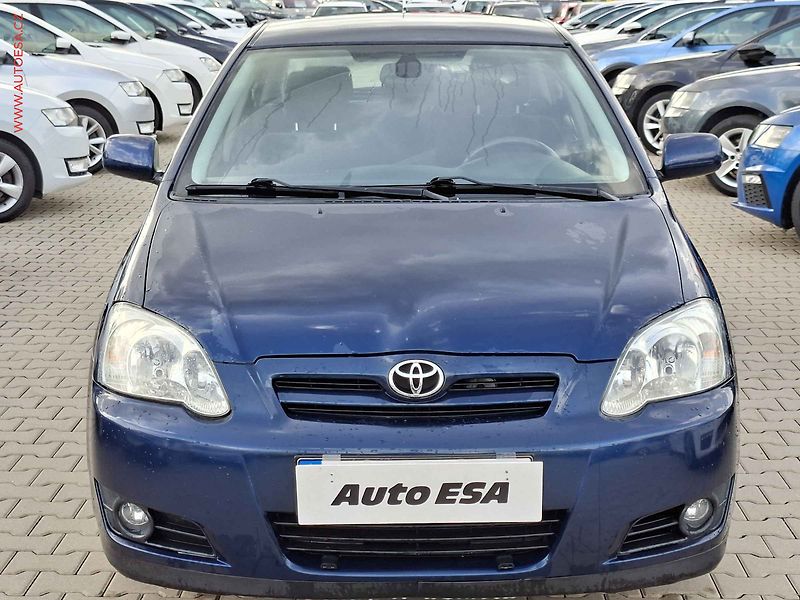 Toyota Corolla (2006) 2.0 D-4D, AC, park.čidla - fotka 2 z 18