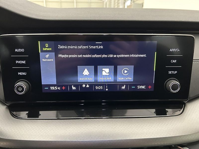 Škoda Octavia 1.5 TSI Ambition Plus - fotka 15 z 23