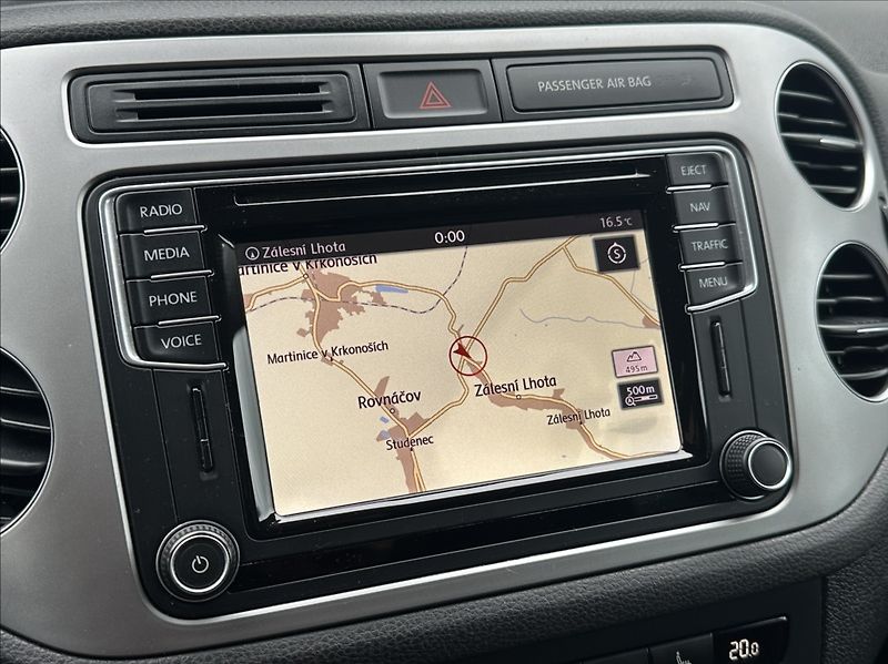 Volkswagen Tiguan 2,0 TDI 150PS  CityScape 4x4 - fotka 33 z 48