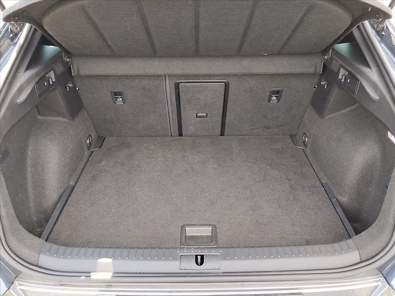 Cupra Formentor 2,0   2.0 TSI 190K DSG 4Drive - fotka 30 z 34
