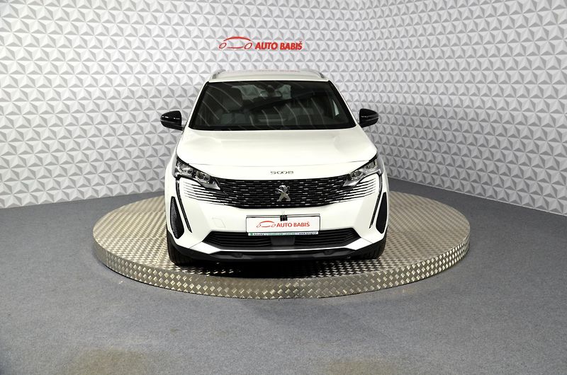 Peugeot 5008 (2023) - fotka 2 z 22