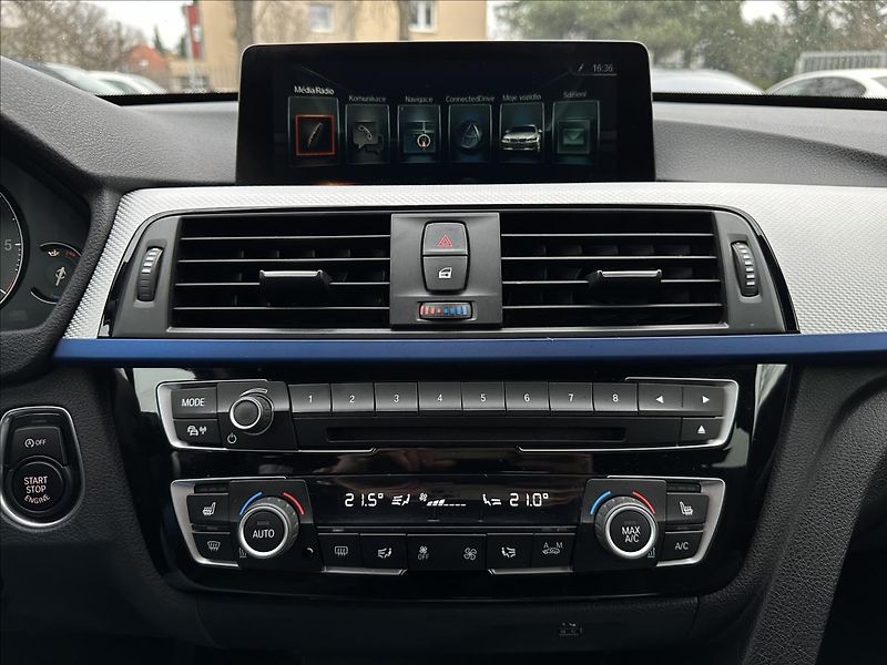 BMW Řada 3 330d GT M-Paket xDrive - fotka 21 z 33