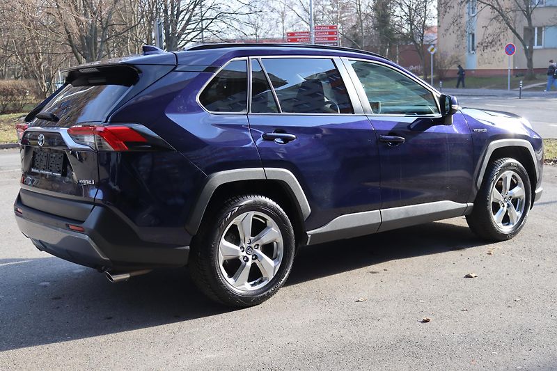 Toyota RAV4 2.5 HYBRID CVT 131kW - fotka 10 z 50