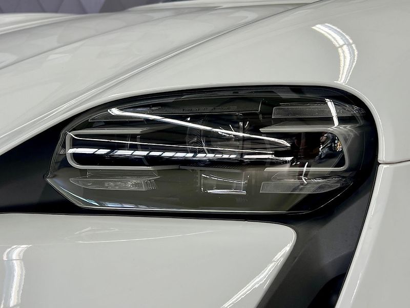 Porsche Taycan 4S PERFORMANCE, VZDUCH, BOSE - fotka 7 z 29