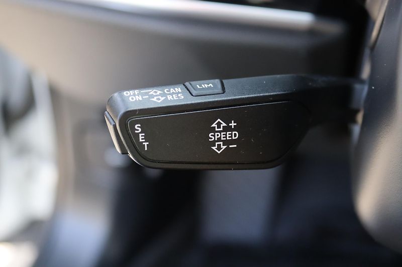 Audi A8 - fotka 35 z 68