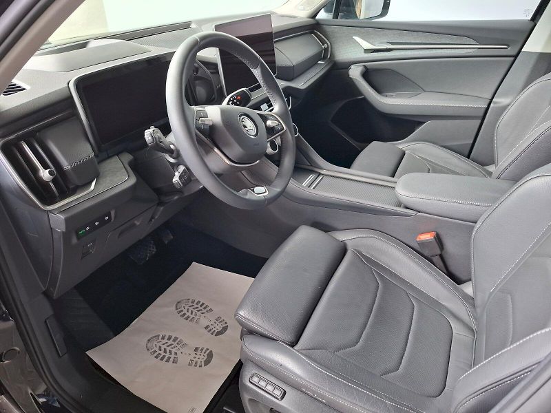 Škoda Kodiaq (2024) Exclusive Selection 4X4 TD 142 - fotka 7 z 30