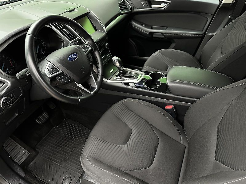 Ford S-MAX 2.0TDCi 150PS AUTOMAT NAVI VÝH - fotka 11 z 46