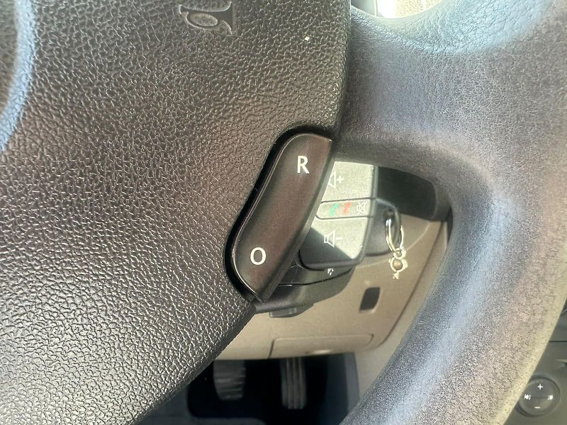 Renault Clio (2007) 1.2i, 55KW - fotka 15 z 20