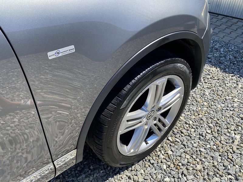 Volkswagen Touareg 3.0TDi 4x4 FL 2017 ELEGANCE 1A - fotka 63 z 176