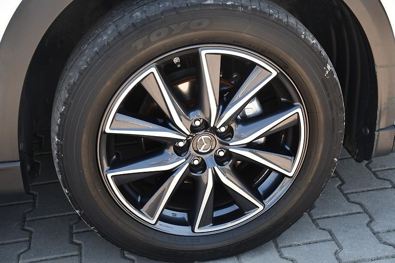 Mazda CX-5 2,5i G194*AWD*AT*REVOLUTION TO - fotka 23 z 42