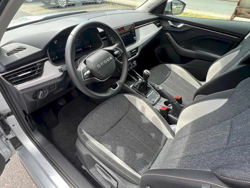 Škoda Kamiq (2025) Top Selection 1.0TSi 85kW 6°ma - fotka 11 z 29