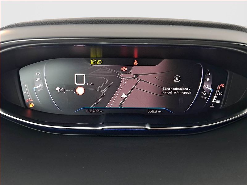 Peugeot 5008 (2021) PureTech 130 - fotka 11 z 18