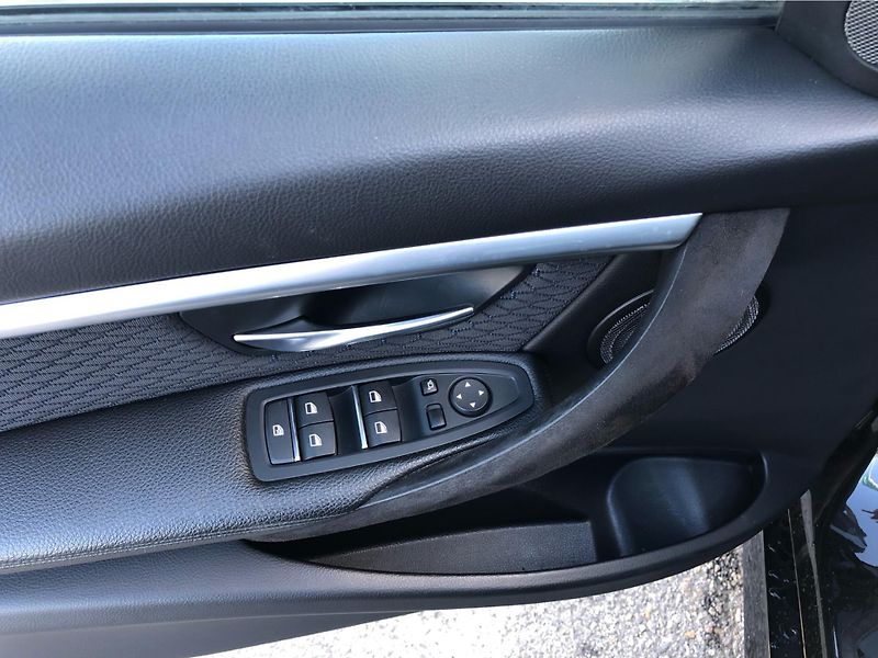 BMW Řada 3 d xDrive M paket - fotka 15 z 28