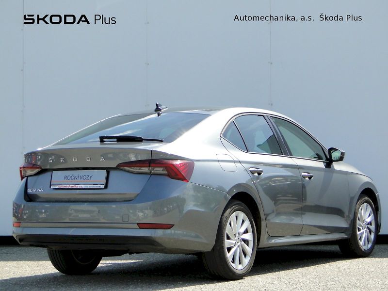 Škoda Octavia (2024) DSG 2.0 TDI / 85 kW / FRESH - fotka 2 z 31