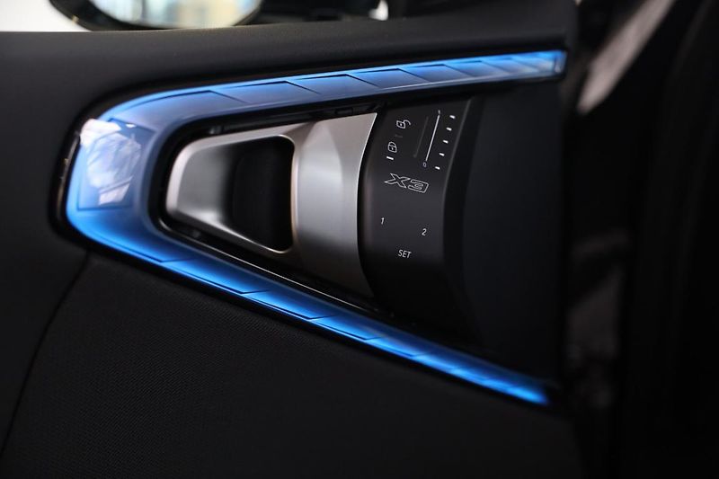 BMW X3 xDrive20d - fotka 13 z 18