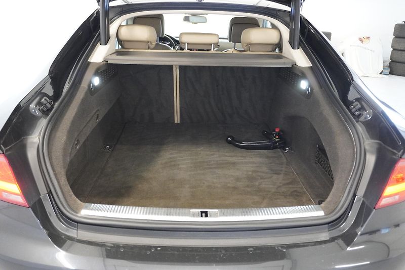 Audi A7 2.8 FSi-V6 150 kW - AUTOMAT - fotka 25 z 30