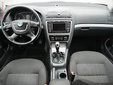 Škoda Octavia (2012) 1.6TDi, ČR, autoAC - náhled 8