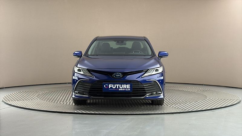 Toyota Camry 2.5 Hybrid AUT Executive - fotka 3 z 26