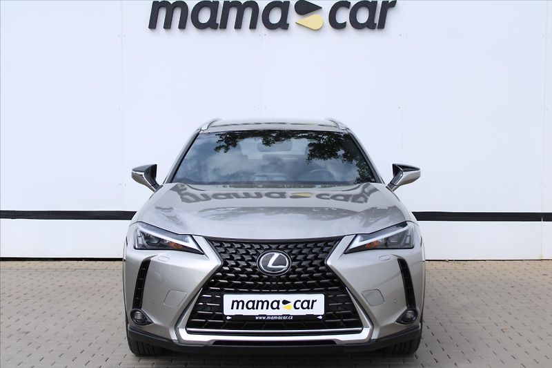 Lexus UX 250h 2.0 E-CVT 1.MAJITEL DPH ČR - fotka 2 z 27