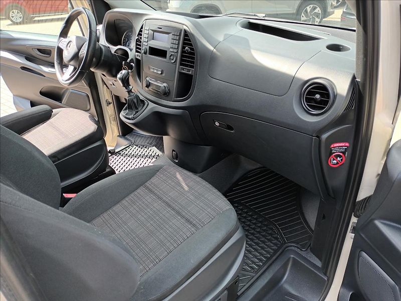 Mercedes-Benz Vito 1,8 114CDI,100KW,ČR,8MÍST, - fotka 23 z 38