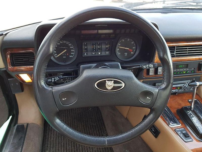 Jaguar XJ SC V12 Conver KABRIO - fotka 11 z 15