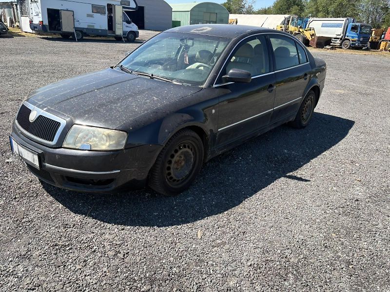 Škoda Superb (2002) Škoda Superb 1.9 TDI  - 3U  - fotka 3 z 12