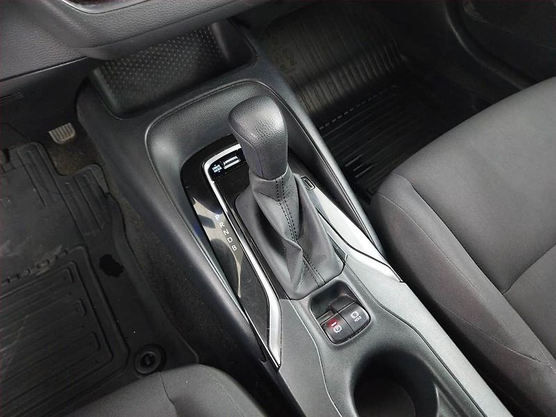 Toyota Corolla (2019) 1.8 Hybrid, Automat - fotka 13 z 19
