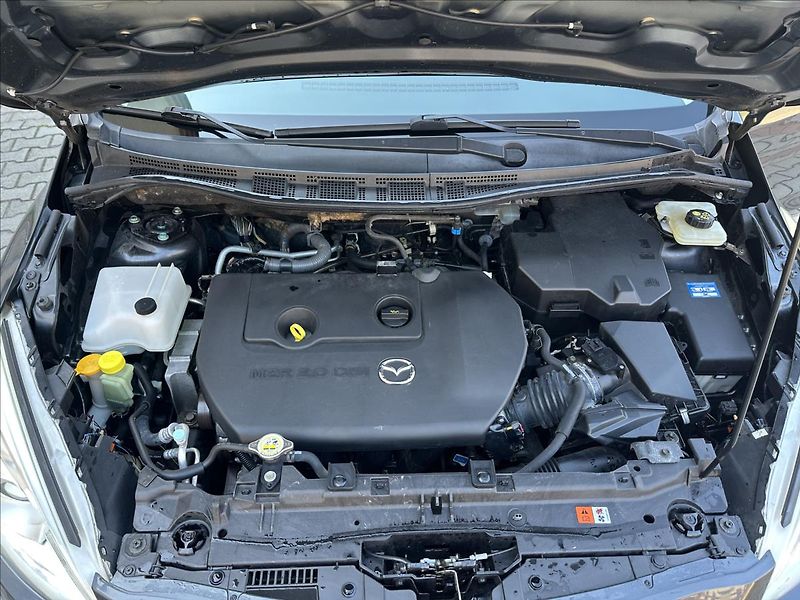 Mazda 5 2,0 7.míst tažné - fotka 12 z 35