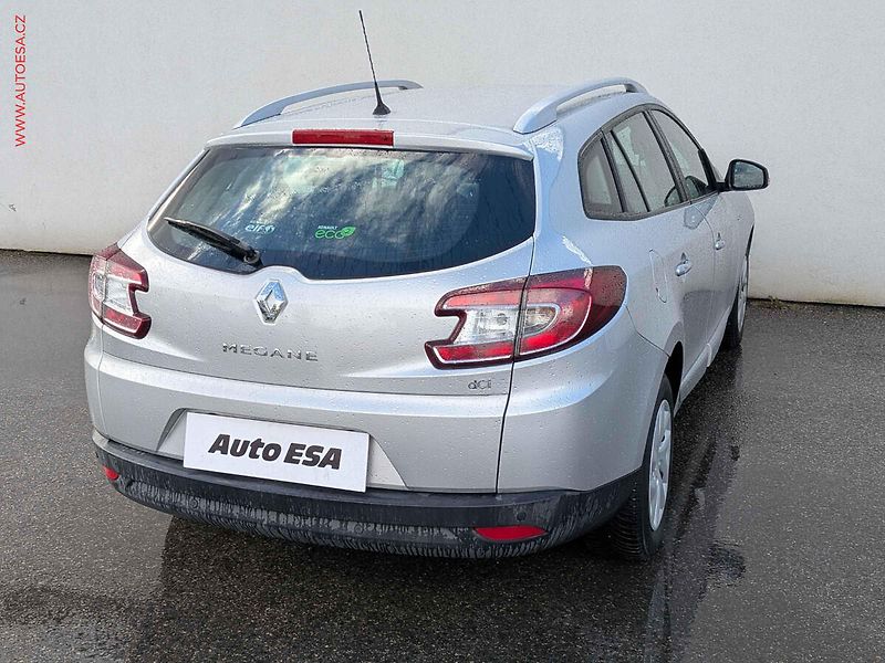 Renault Mégane (2015) 1.5dCi, AC, temp - fotka 4 z 17