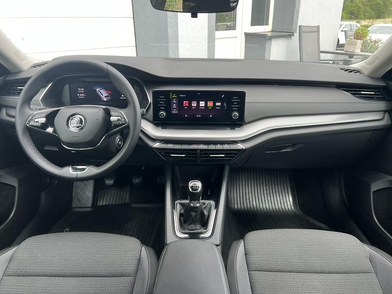 Škoda Octavia (2022) 2.0TDI AMBITION ČR NOVÉ 1.MAJ - fotka 11 z 19