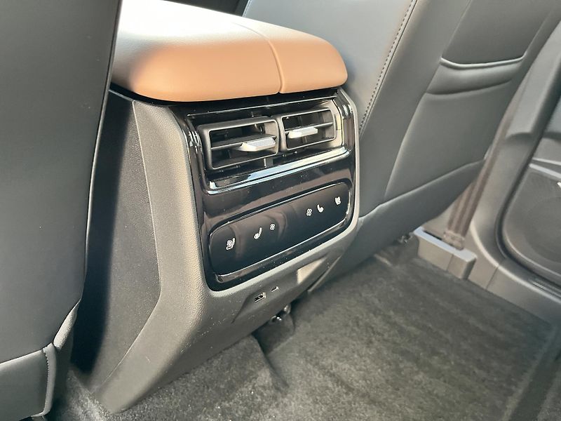 Chery TIGGO 9 PHEV (2026) UNIQUE 315Kw 4x4 - fotka 19 z 48