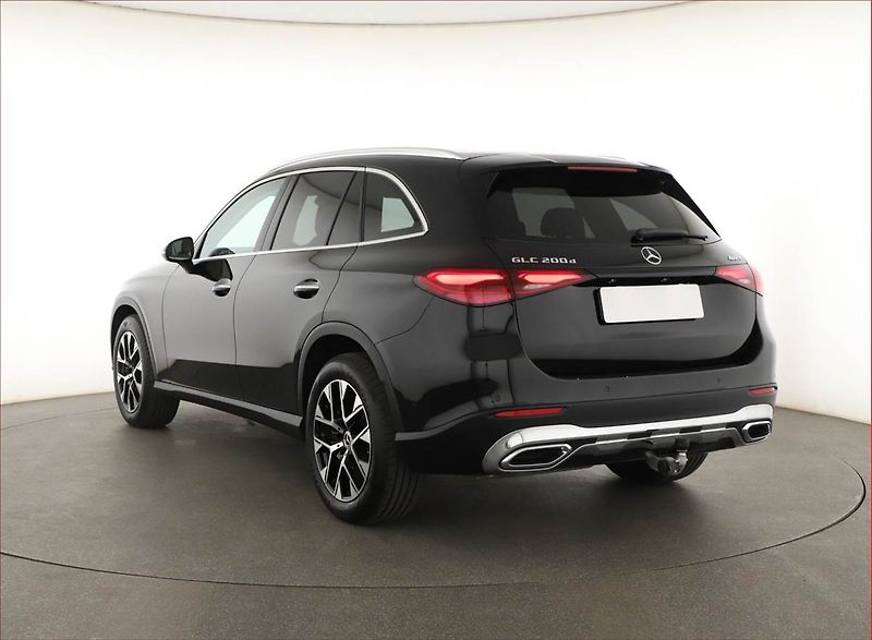 Mercedes-Benz GLC (2026) 200 d 4MATIC, AVANTAGARDE - fotka 4 z 21