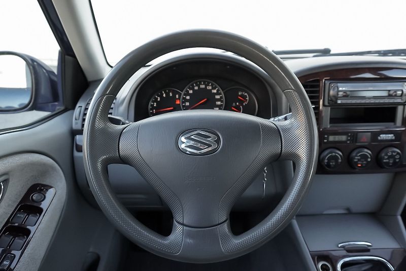 Suzuki Grand Vitara XL-7 - fotka 12 z 45