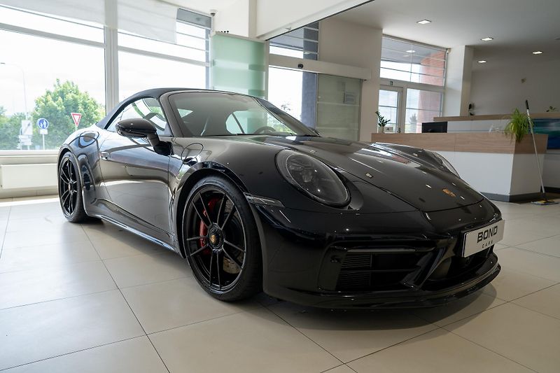 Porsche 911 (2024) Carrera 4 GTS Cabriolet/LIFT - fotka 2 z 20