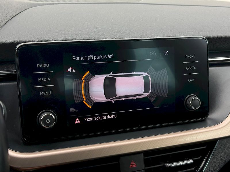 Škoda Scala (2021) 1.5 TSI 110 kW Style - fotka 14 z 22