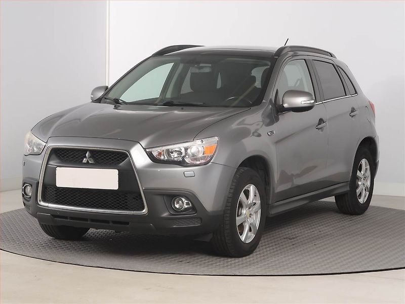 Mitsubishi ASX (2010) 1.8 DI-D MIVEC, Xenony - fotka 2 z 15